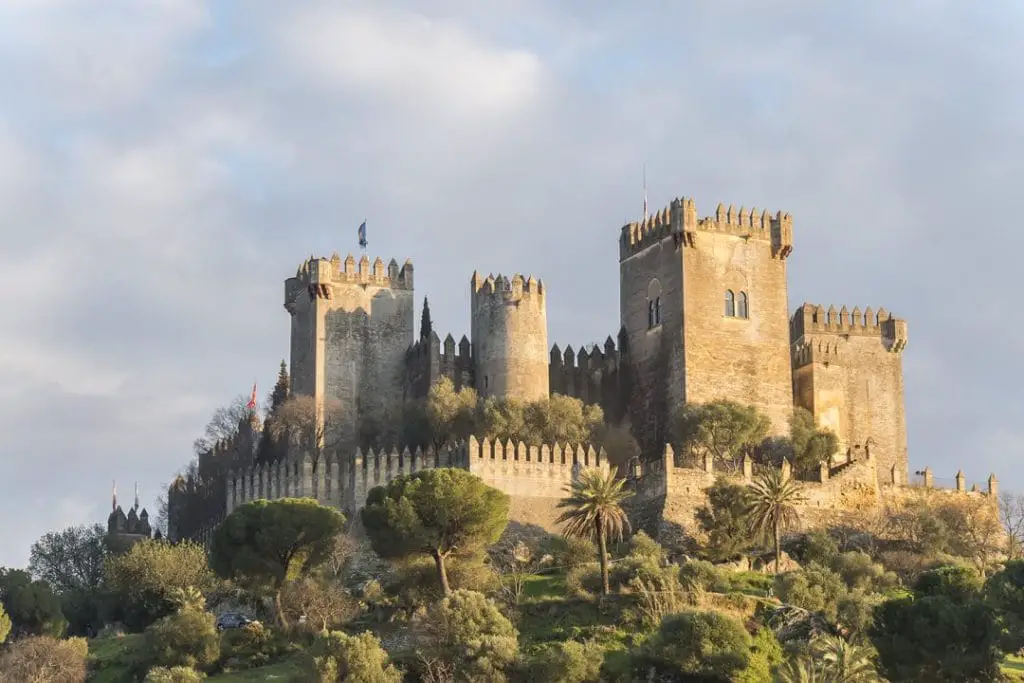 Qué ver en Almodóvar del Río, Córdoba: Descubre los secretos de este encantador destino