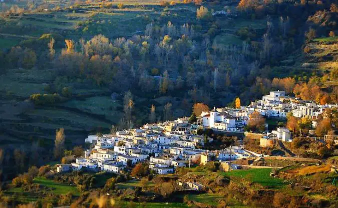 Qué ver en Busquístar, Granada: Descubre los tesoros ocultos de este rincón andaluz