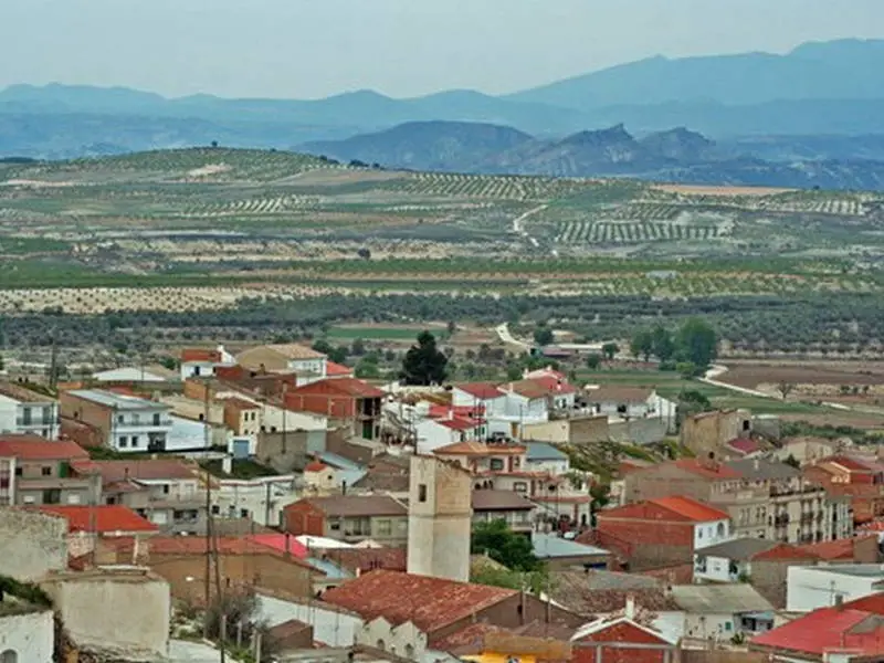 Qué ver en Cuevas del Campo, Granada: Descubre los secretos ocultos de este encantador destino