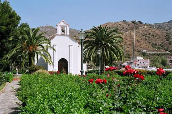 Qué ver en Algarrobo, Málaga: Descubre los secretos mejor guardados
