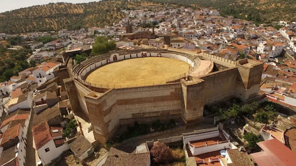 Qué ver en Aroche, Huelva: Descubre sus tesoros ocultos