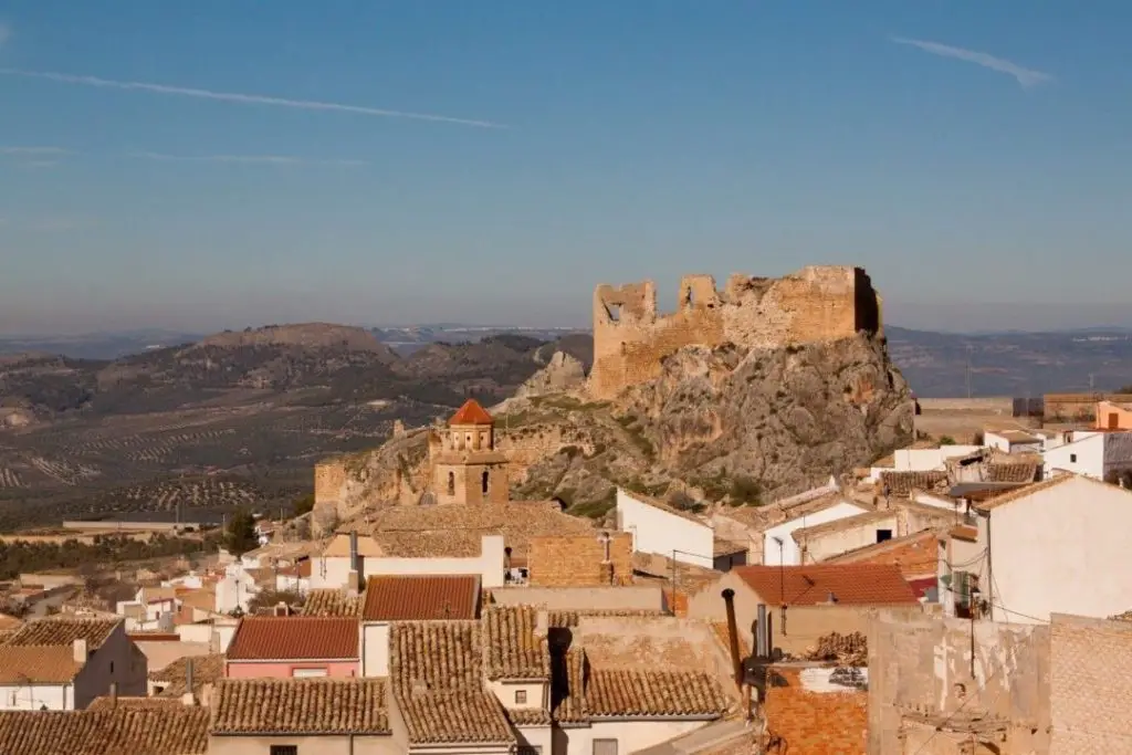 Qué ver en Bedmar y Garcíez, Jaén: Descubre los tesoros ocultos de este destino rural