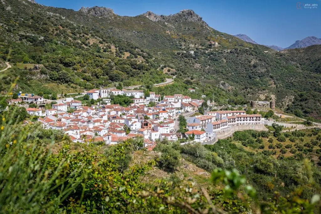 Qué ver en Benadalid, Málaga: Descubre los secretos de este encantador pueblo