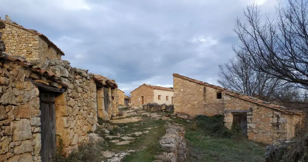 Qué ver en Camporrélls, Huesca: secretos y encantos por descubrir