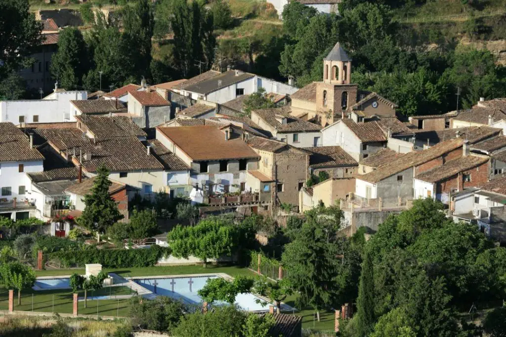 Qué ver en Castillazuelo, Huesca: Secretos y maravillas por descubrir