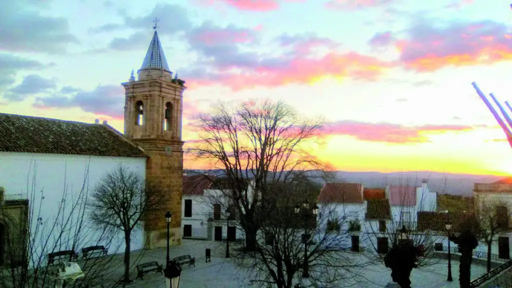 Qué ver en Cumbres de San Bartolomé, Huelva: Secretos y maravillas por descubrir