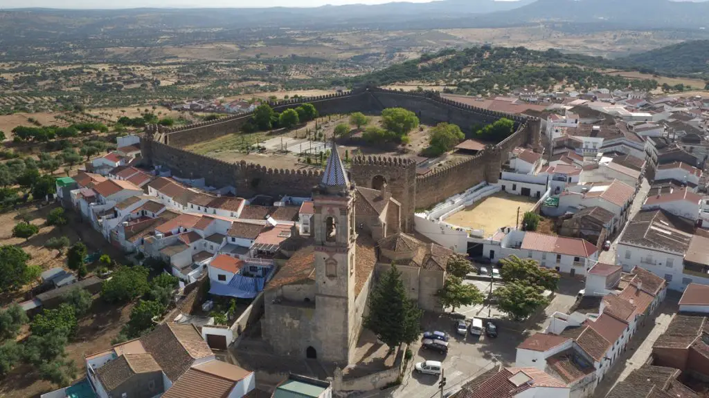 Qué ver en Cumbres Mayores, Huelva: Secretos y encantos ocultos de este destino fascinante