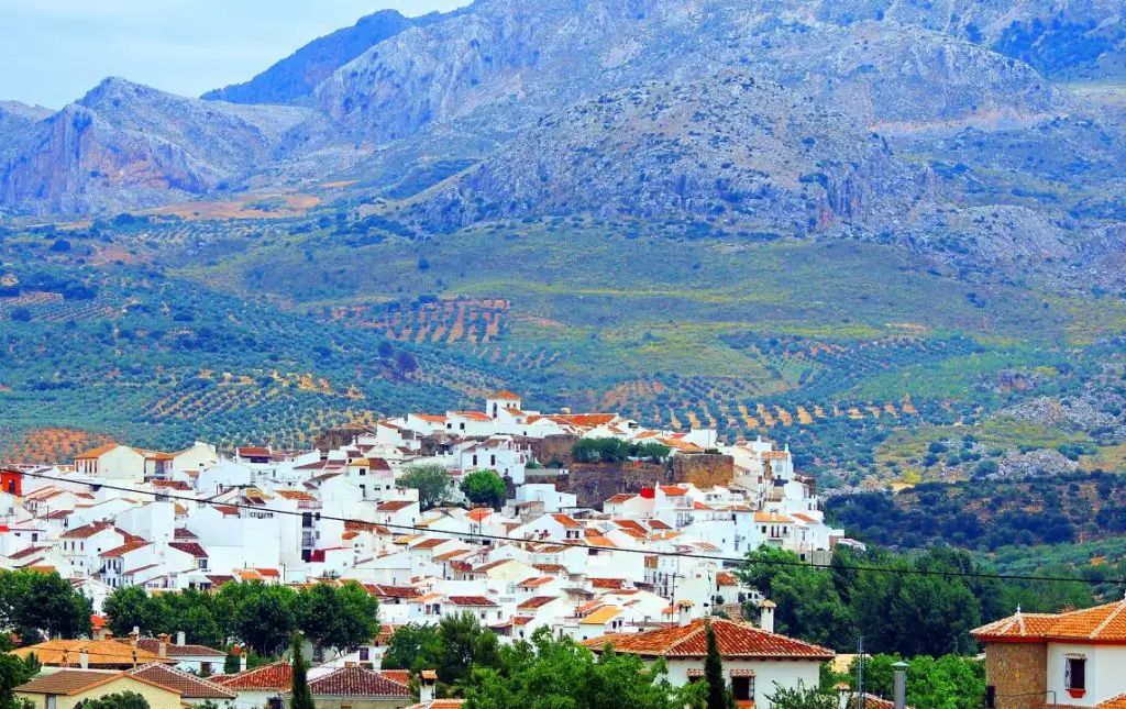 Qué ver en El Burgo, Málaga: Descubre los secretos ocultos de este encantador destino