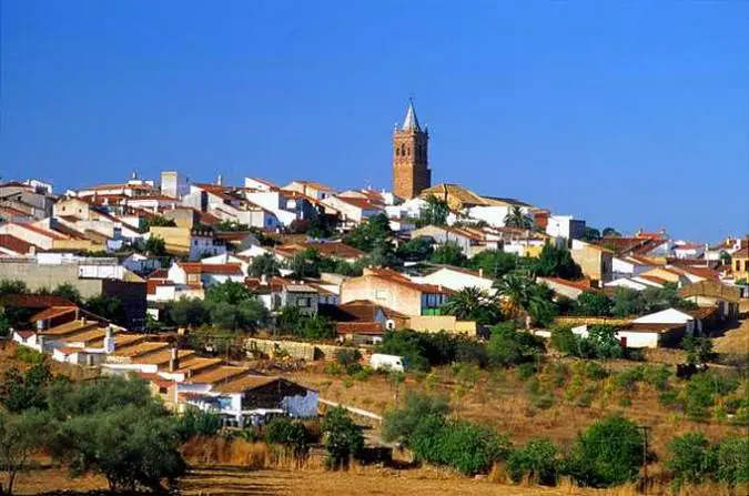Qué ver en Fuenteheridos, Huelva: Los secretos mejor guardados para tu próxima aventura