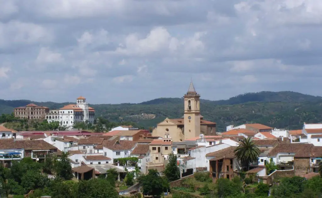 Qué ver en Jabugo, Huelva: Descubre los secretos de este encantador destino