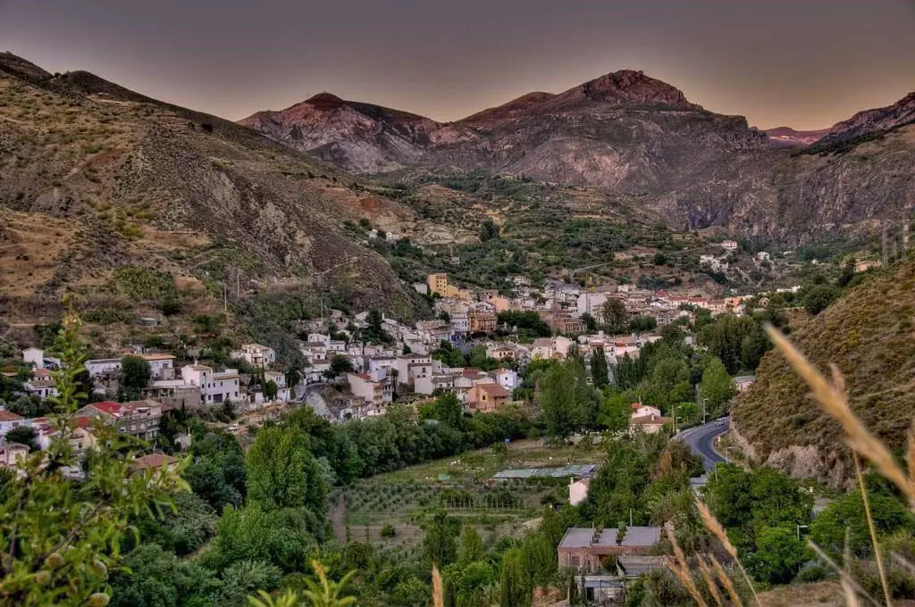 Qué ver en Monachil, Granada: Guía imperdible para descubrir sus tesoros