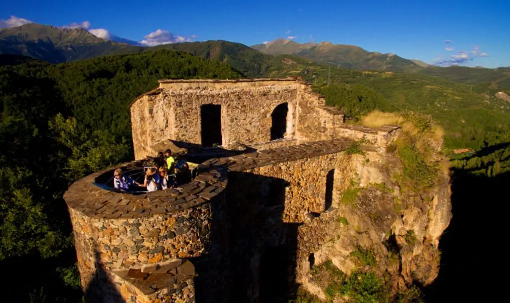 Qué ver en Montanuy, Huesca: Descubre los secretos mejor guardados de este destino fascinante.
