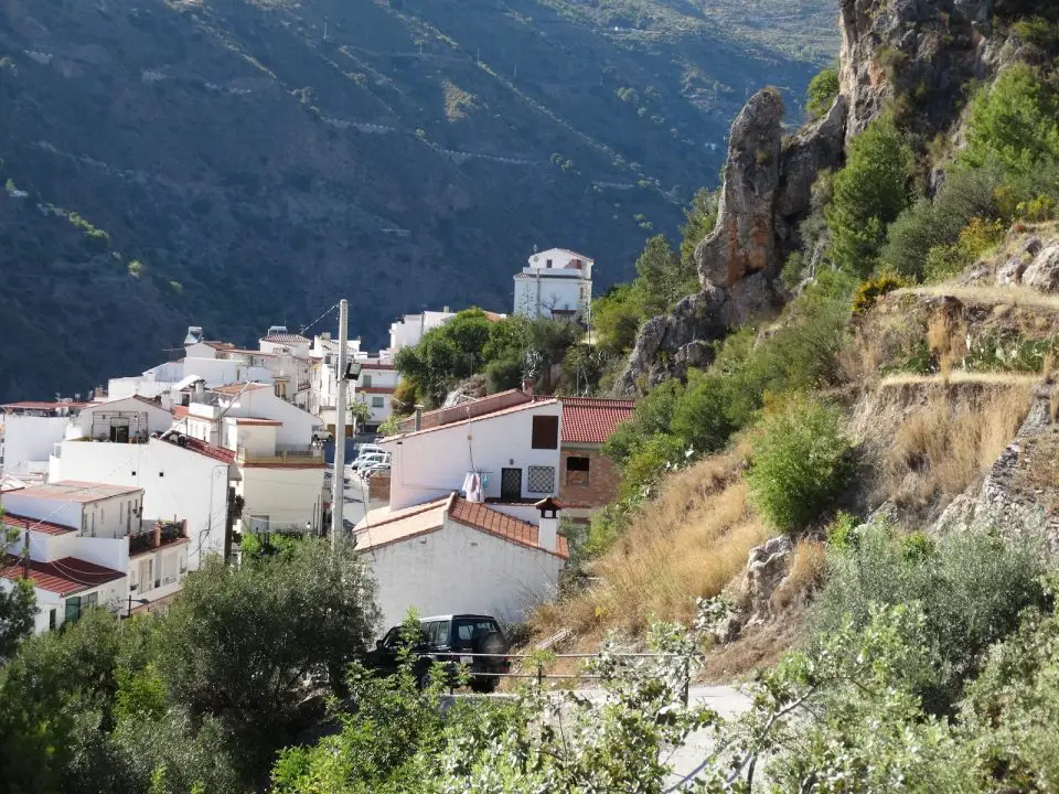 Qué ver en Otívar, Granada: Los tesoros escondidos que no puedes perderte
