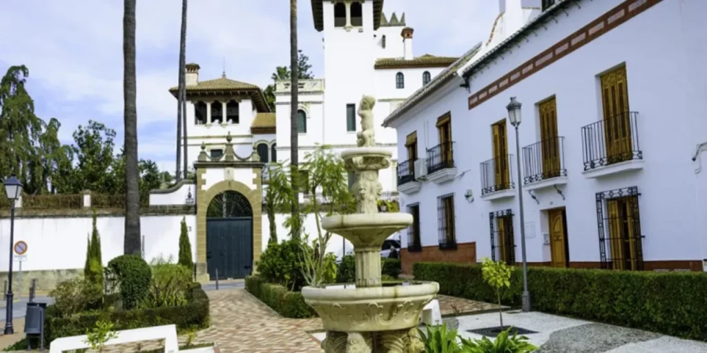 Qué ver en Pizarra, Málaga: Descubre los tesoros ocultos de este encantador destino