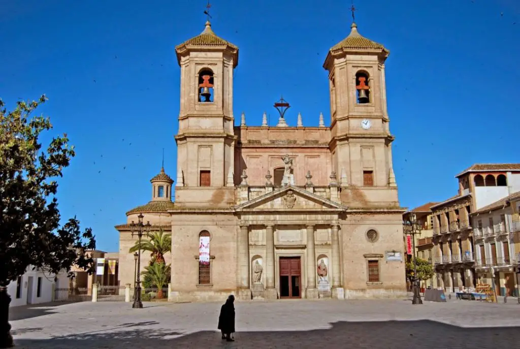 Qué ver en Santa Fe, Granada: Secretos y maravillas locales revelados