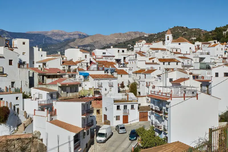 Qué ver en Sayalonga, Málaga: Descubre los secretos mejor guardados