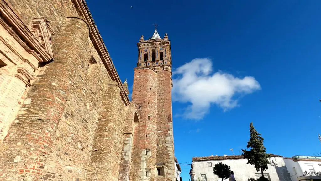 Qué ver en Zalamea la Real, Huelva: Descubre sus tesoros ocultos y secretos fascinantes