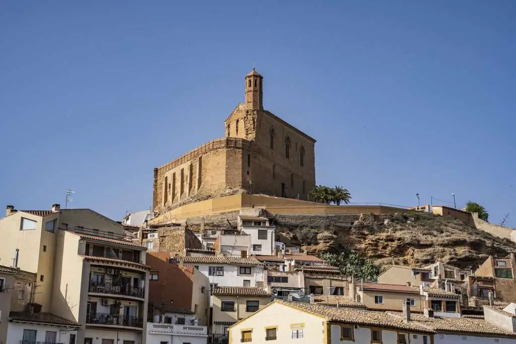 Qué ver en Albalate del Arzobispo, Teruel: Descubre los tesoros ocultos de este encantador destino