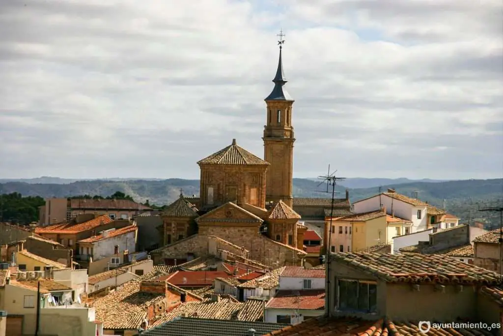 Qué ver en Calanda, Teruel: Descubre los tesoros ocultos de esta joya aragonesa