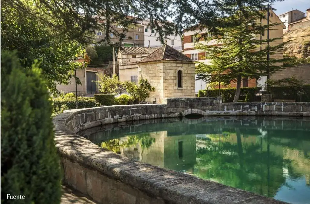 Qué ver en Cella, Teruel: Descubre los tesoros ocultos de este encantador destino