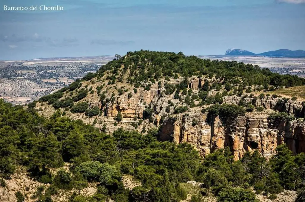 Qué ver en Cuevas Labradas, Teruel: Sorpresas ocultas y paisajes únicos