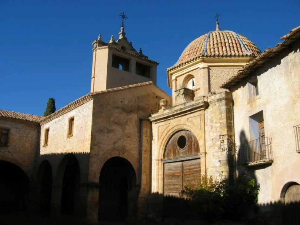 Qué ver en Fórnoles, Teruel: Descubre los tesoros ocultos de este destino único