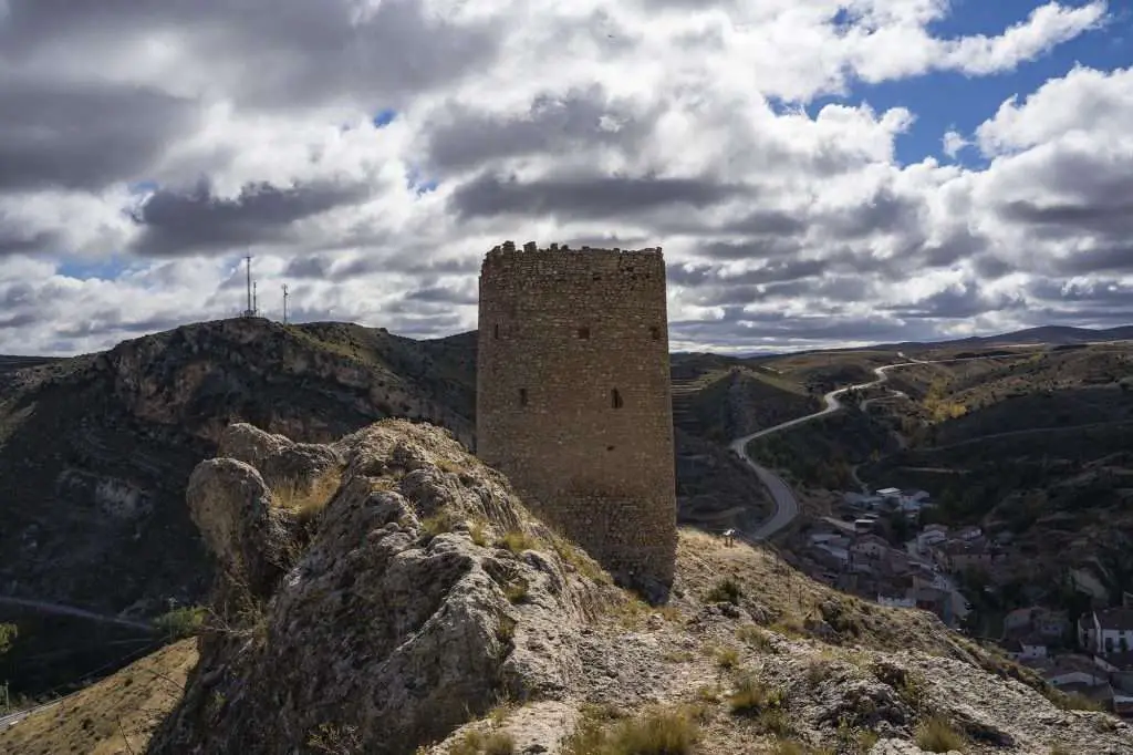 Qué ver en La Hoz de la Vieja, Teruel: Lugares imprescindibles para una escapada única