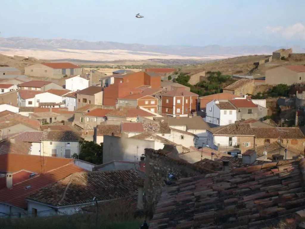 Qué ver en Ojos Negros, Teruel: Descubre sus tesoros ocultos