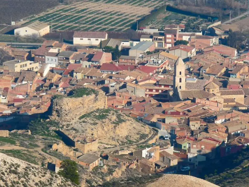 Qué ver en Torrente de Cinca, Huesca: Descubre sus tesoros ocultos