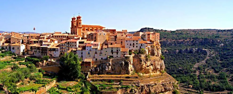 Qué ver en Villarluengo, Teruel: Descubre los tesoros ocultos de este destino único