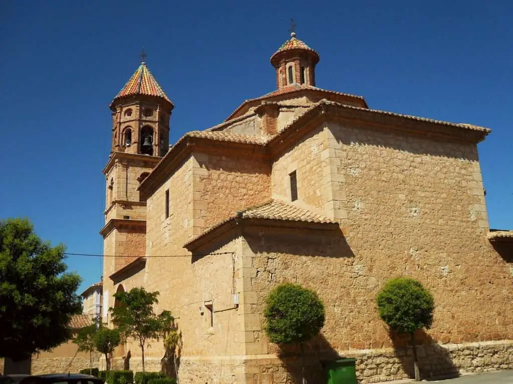 Qué ver en Villarquemado, Teruel: Descubre los tesoros ocultos de este encantador destino medieval