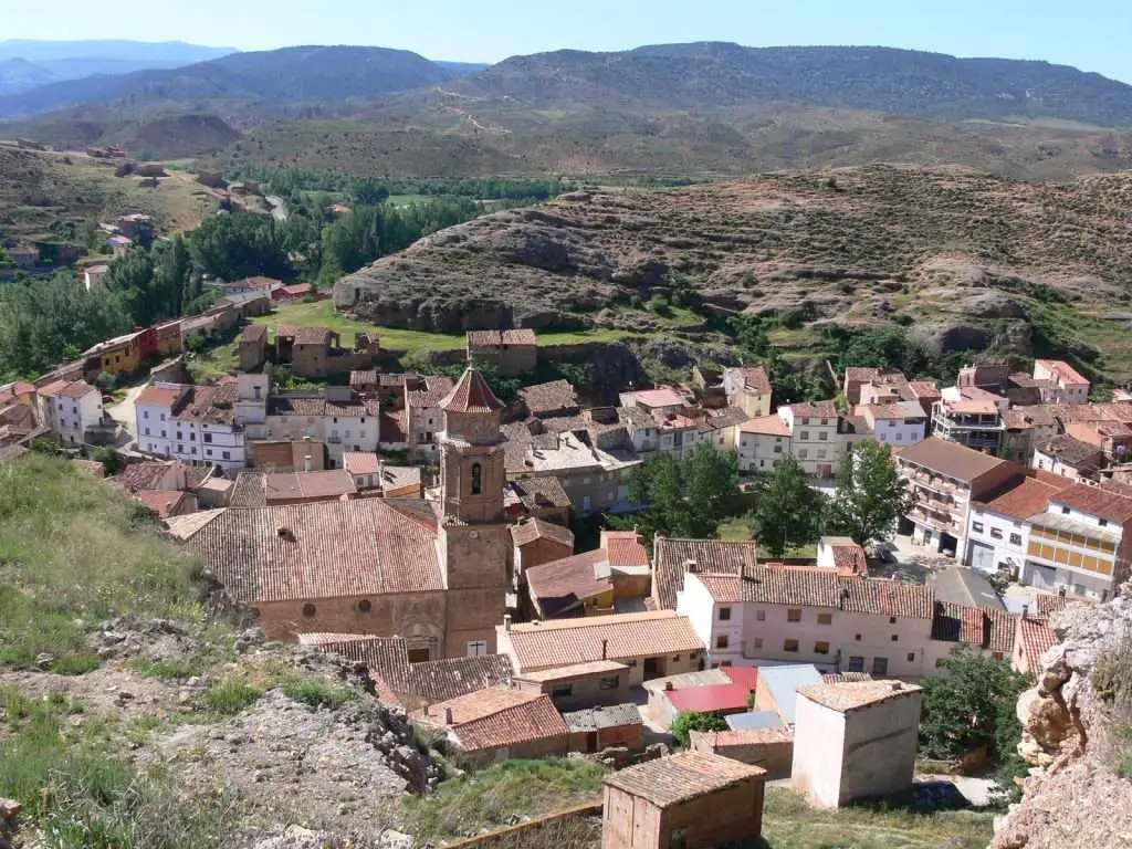 Qué ver en Villel, Teruel: Maravillas por descubrir en este rincón escondido