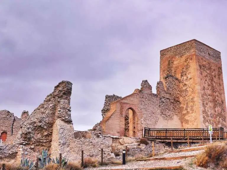 Qué ver en Alfajarín, Zaragoza: Descubre los tesoros ocultos de esta joya aragonesa