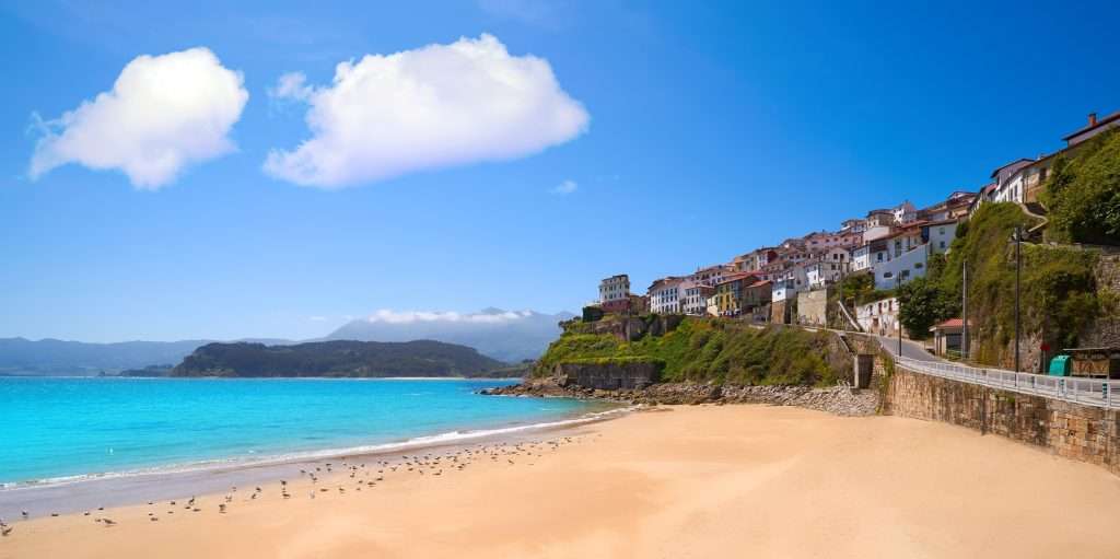Qué ver en Colunga, Asturias: Descubre los tesoros ocultos de esta joya costera