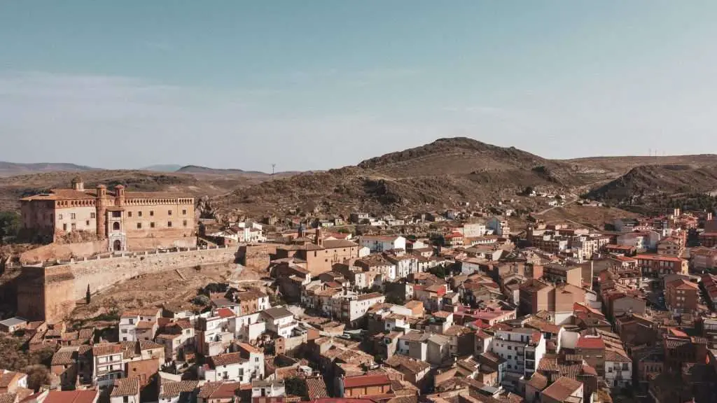 Qué ver en Illueca, Zaragoza: Descubre los tesoros ocultos de esta encantadora ciudad