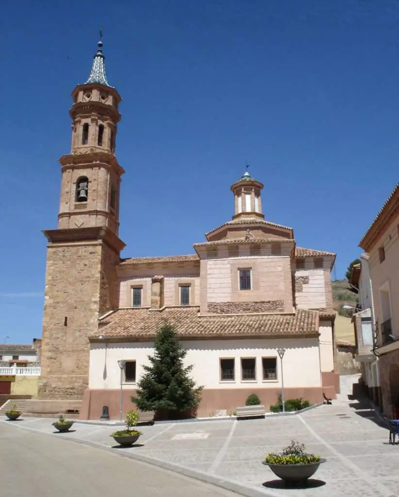 Qué ver en Manchones, Zaragoza: Descubre sus tesoros ocultos