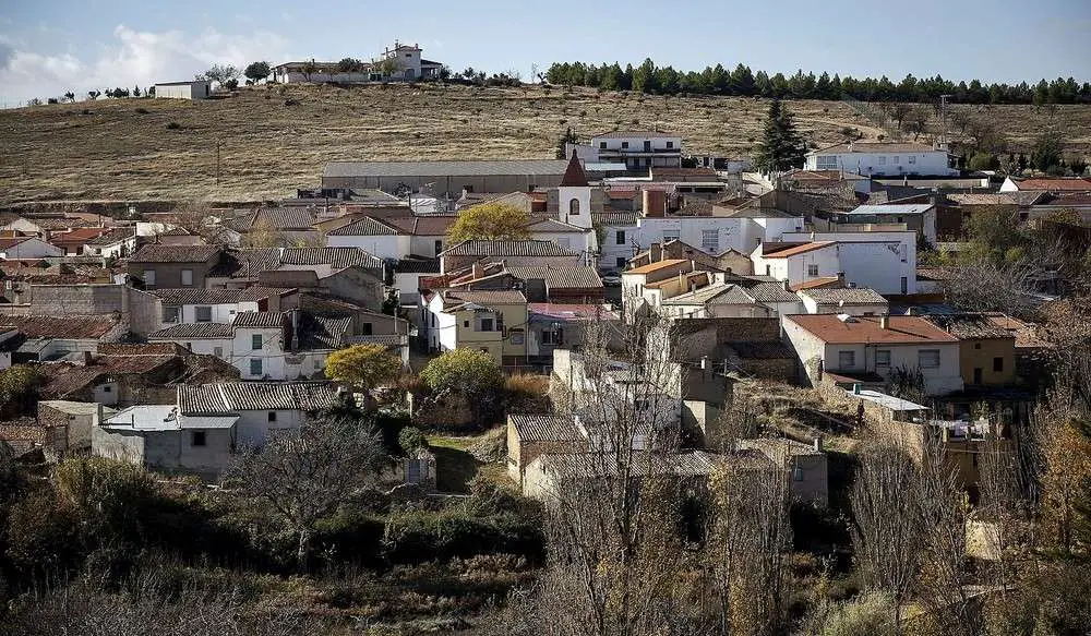 Qué ver en Casas de Lázaro, Albacete: Descubre los secretos ocultos