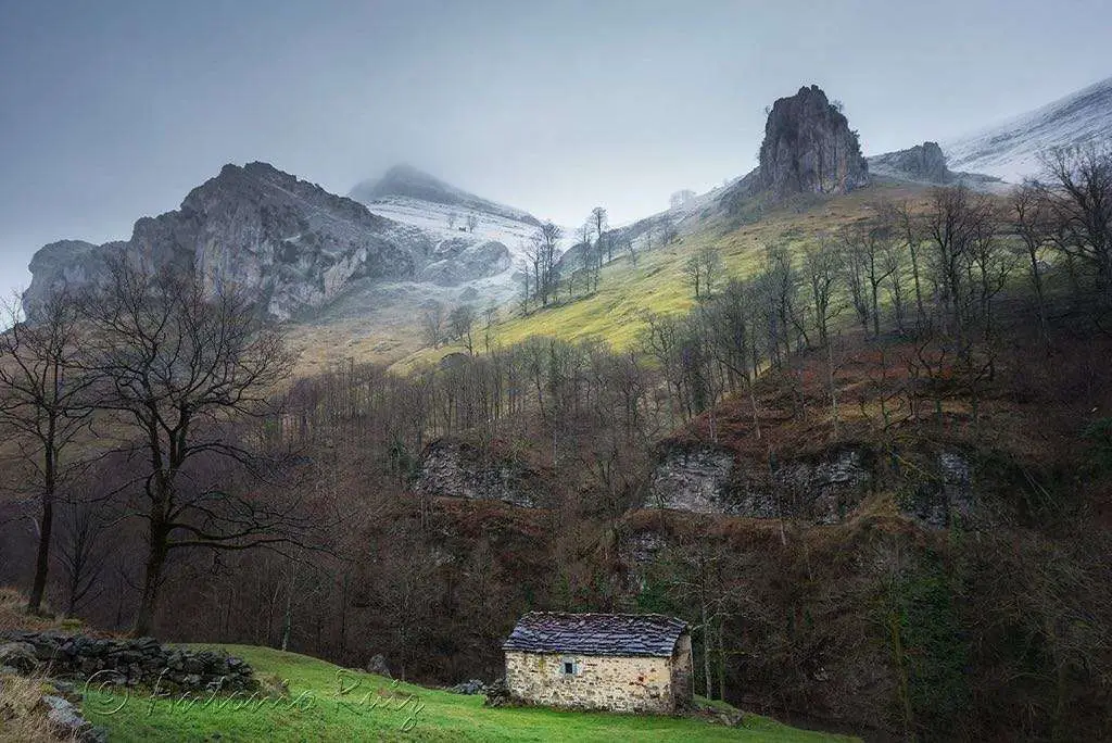 Qué ver en San Roque de Riomiera, Cantabria: Descubre los secretos de este destino único