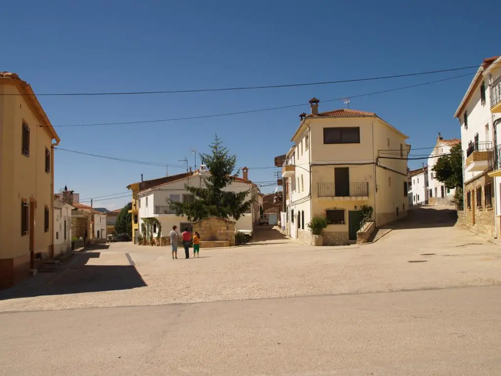 Qué ver en Campillos-Paravientos, Cuenca: Descubre los tesoros secretos de este encantador destino