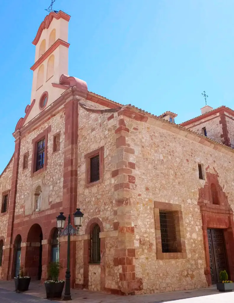 Qué ver en Campo de Criptana, Ciudad Real: Guía imprescindible para explorar la ciudad