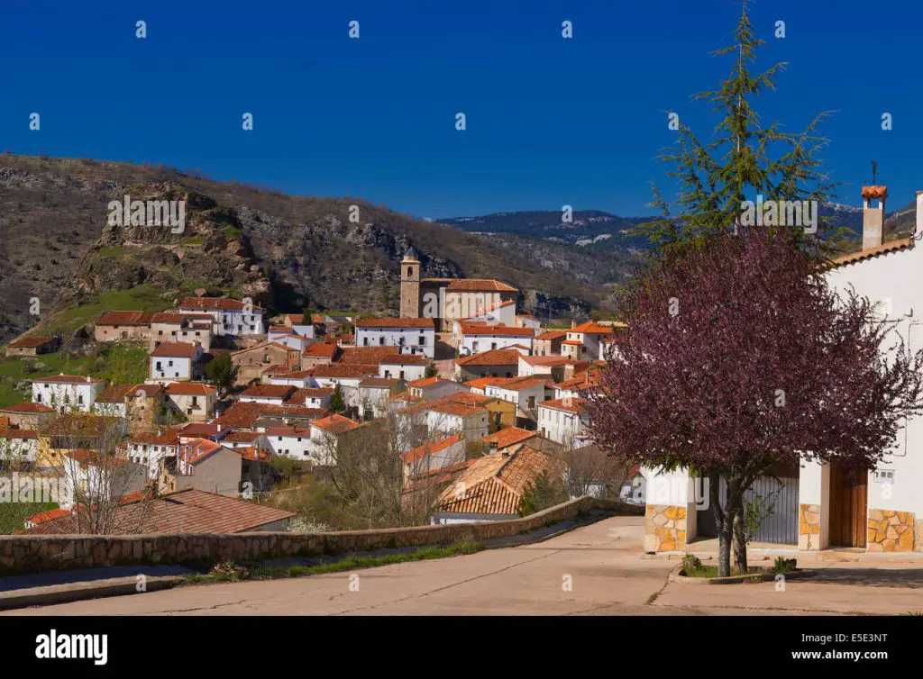 Qué ver en Huélamo, Cuenca: Descubre los secretos de este encantador destino