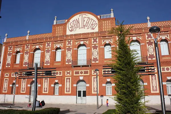 Qué ver en Manzanares, Ciudad Real: Descubre los tesoros ocultos de esta encantadora ciudad