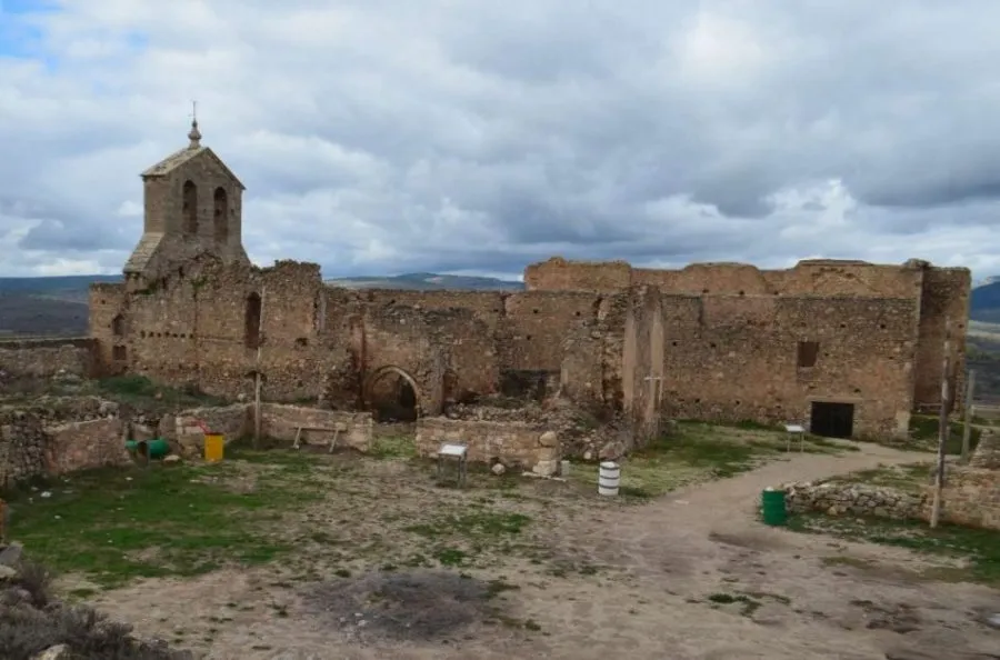 Qué ver en Moya, Cuenca: Descubre los secretos mejor guardados de este encantador destino
