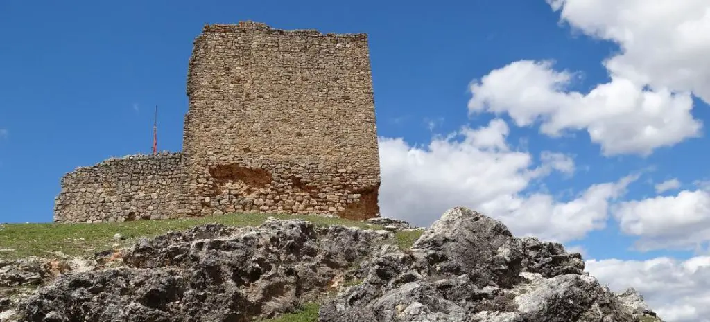Qué ver en Pajarón, Cuenca: Descubre los secretos mejor guardados de este encantador destino