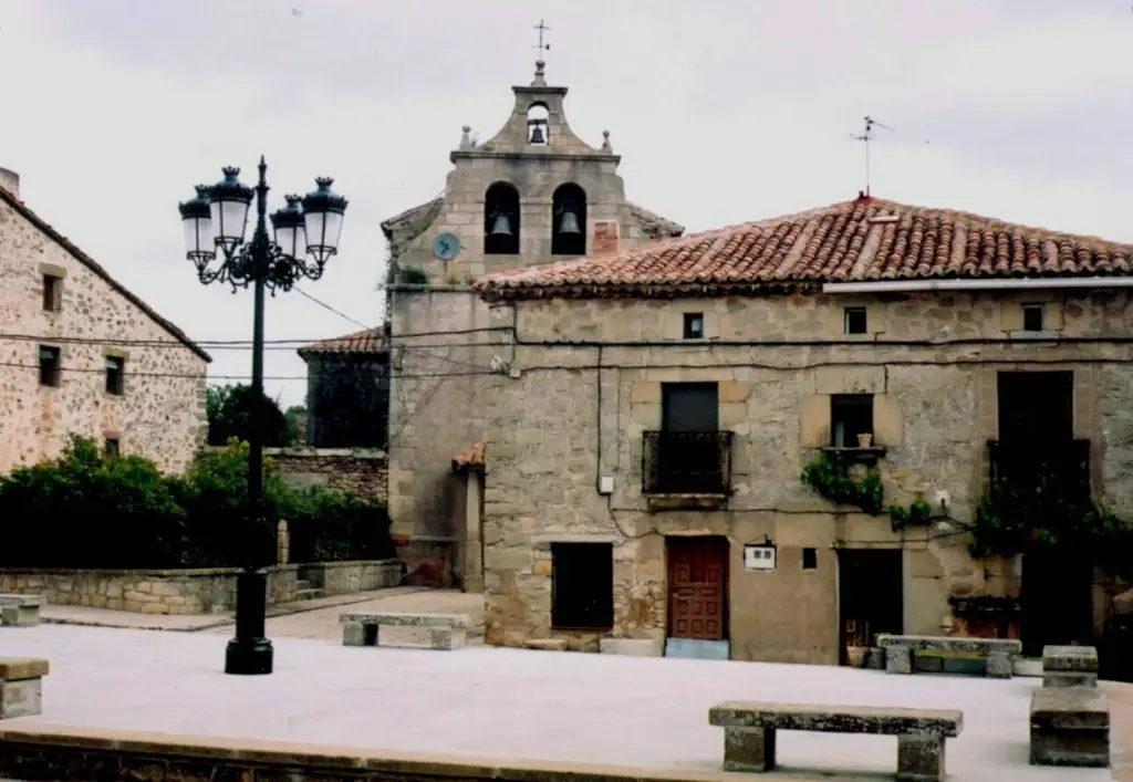 Qué ver en Ciruelos del Pinar, Guadalajara: Descubre los secretos mejor guardados de este encantador pueblo
