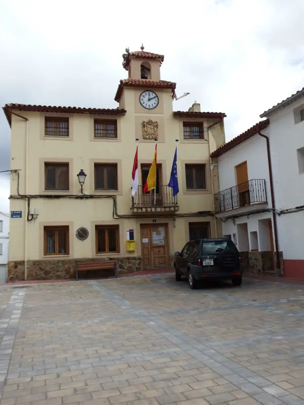 Qué ver en San Martín de Boniches, Cuenca: Descubre los tesoros ocultos