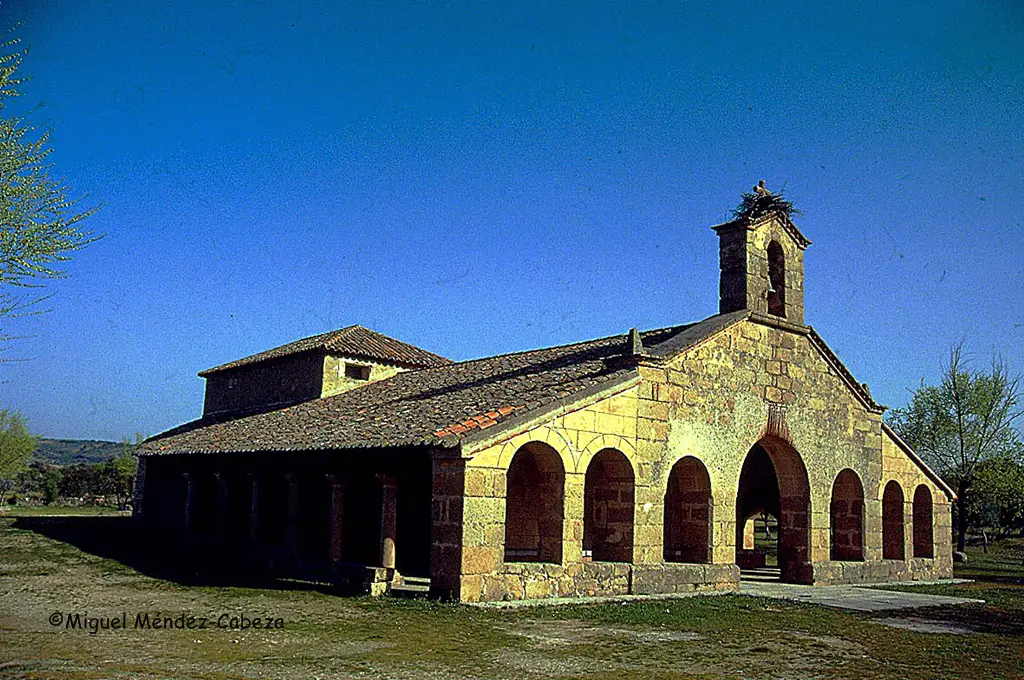 Qué ver en Aldeanueva de Barbarroya, Toledo: ¡Descubre sus tesoros ocultos!