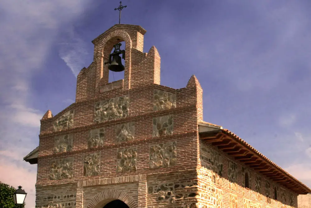 Qué ver en Calera y Chozas, Toledo: Secretos por descubrir en este encantador pueblo