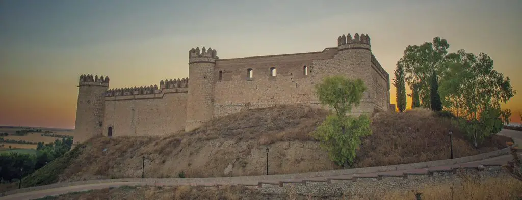 Qué ver en Maqueda, Toledo: Descubre los tesoros ocultos de esta joya castellana