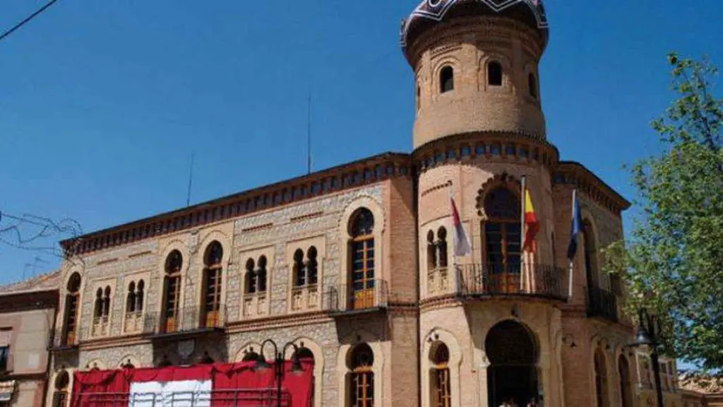 Qué ver en Mora, Toledo: Descubre sus tesoros ocultos